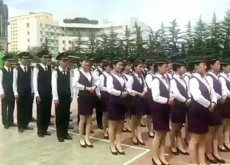 上技校女生学什么专业比较好