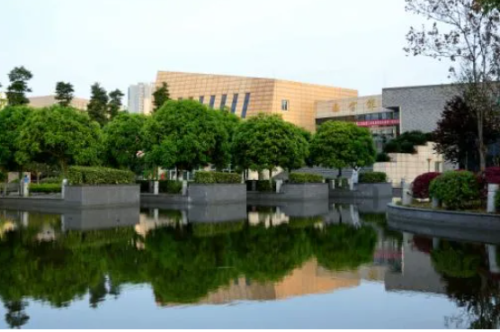四川省旅游学校怎么样
