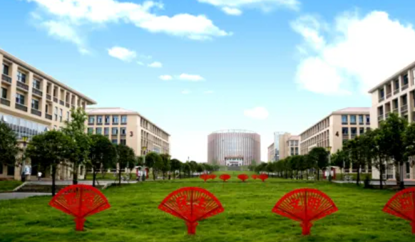 泸州交通技工学校怎么提升学历