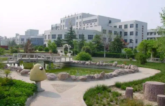 成都技师学院