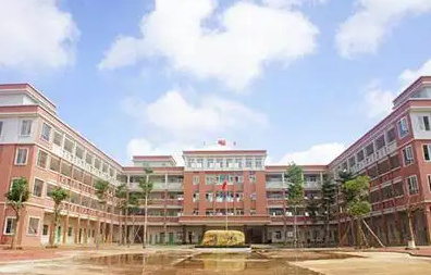 温江幼师学校