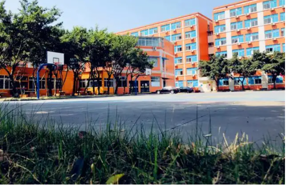 四川现代艺术学校