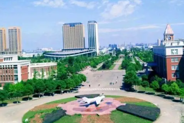 成都航空职业技术学院