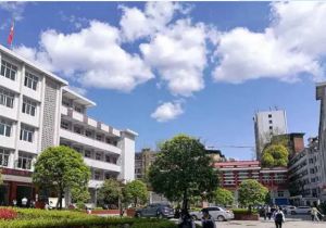四川省电子商务学校地址_学校管理