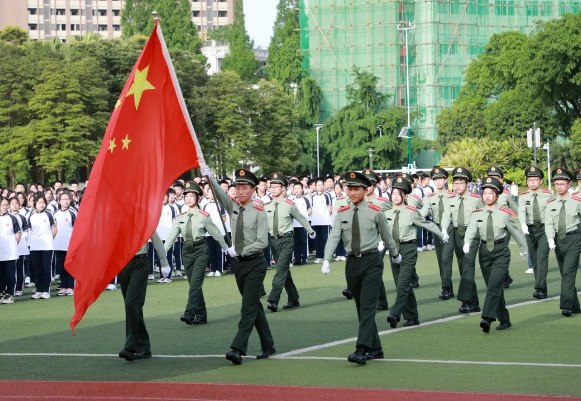 成都市龙泉中学