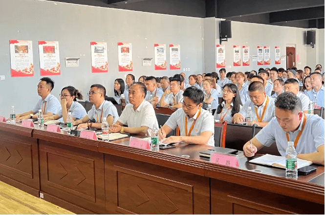 四川兴科城市交通技工学校