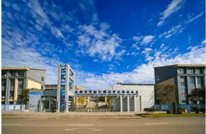 雅安市成实外学校校园环境怎么样