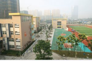 成都市温江区光华实验中学校地址在哪里