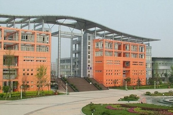 四川城市技师学院招生条件