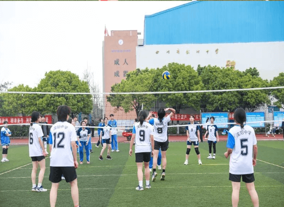 成都市彭州市中学