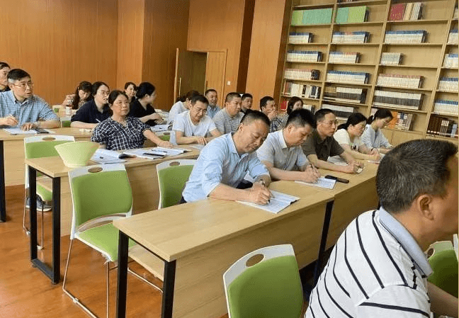 温江中学