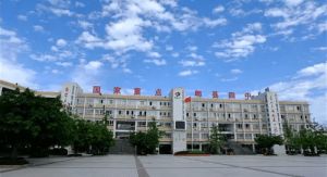 2023年郫都四中班型设置怎么样_名校直通班介绍