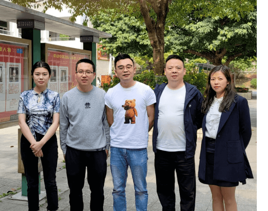 绵阳高新区实验中学