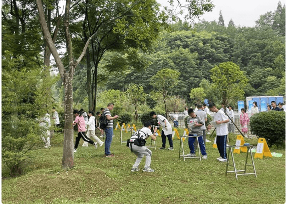 温江二中