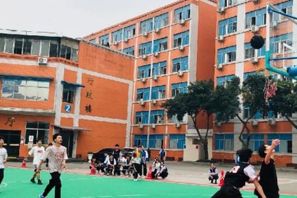 四川艺术学校哪家好