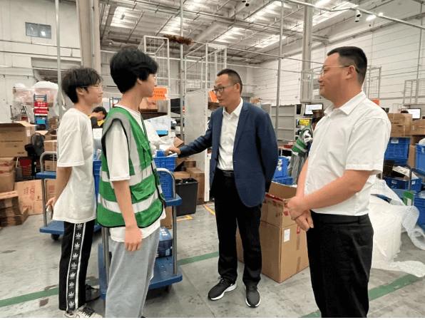 成都新华高级技工学校