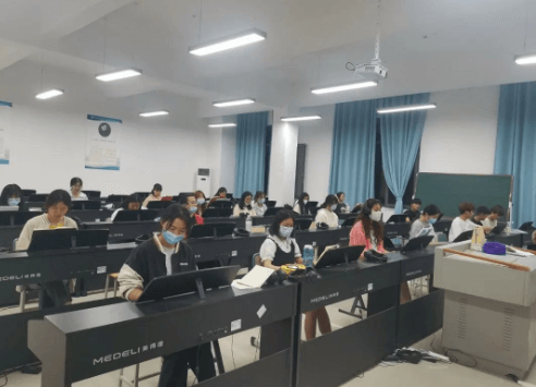 南充科技职业学院
