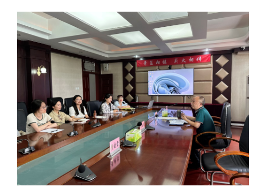 成都铁路卫生学校