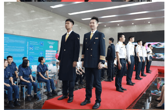 成都航空旅游职业学校