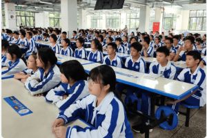 2024年成都佳兴外国语学校班级设置_师资力量