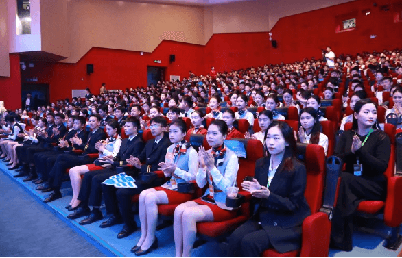 成都航空旅游职业学校