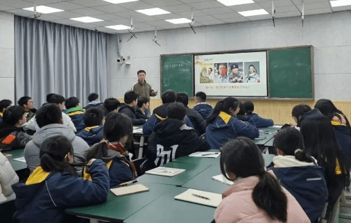 都江堰市领川实验学校