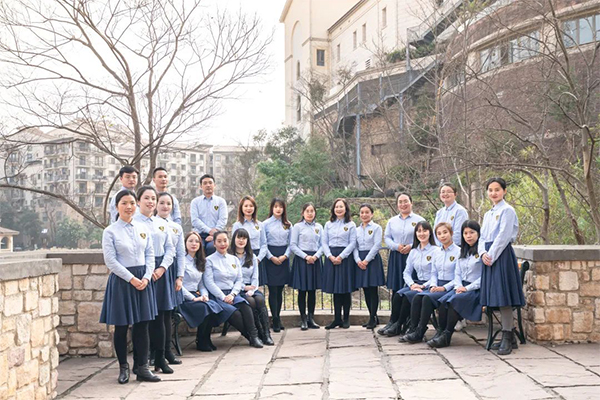 天府新区麓山光亚学校