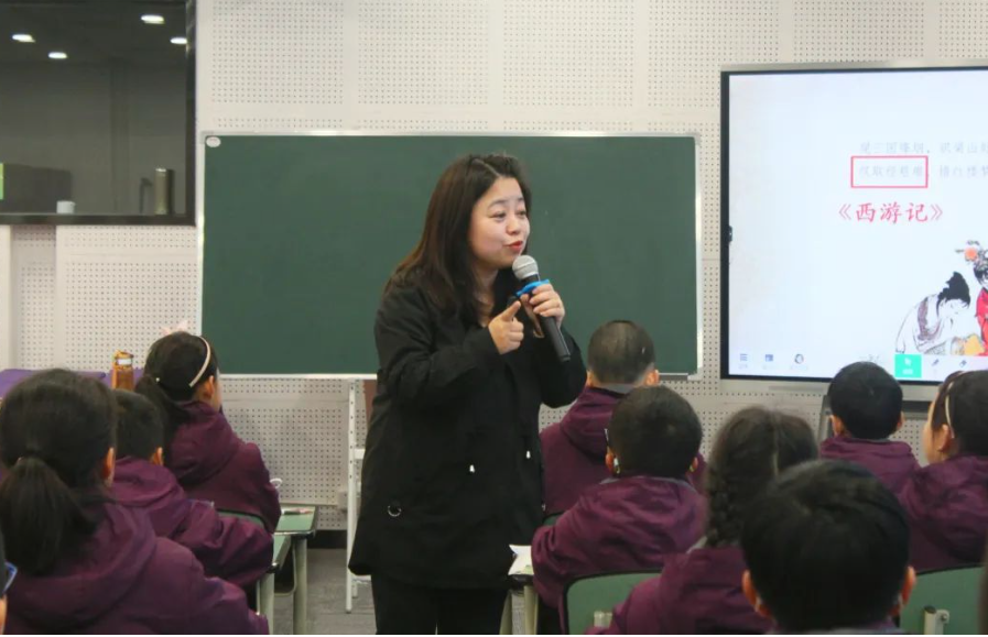眉山北外附属东坡外国语学校