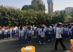 攀枝花市综合高中宿舍环境_班级人数