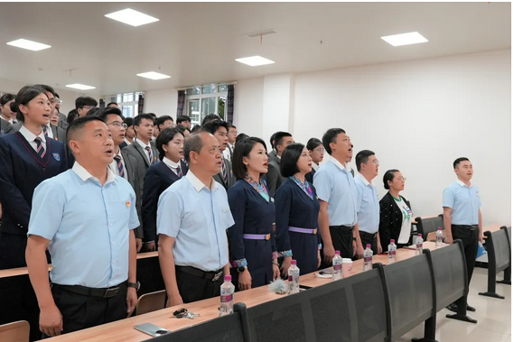 成都泛美航空旅游职业学校