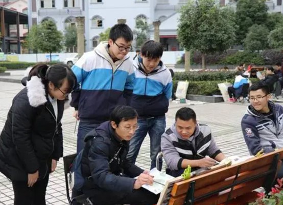 大英县育才中学学生