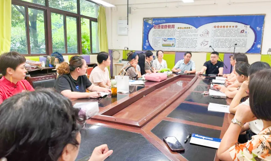 郫都区友爱职校学校