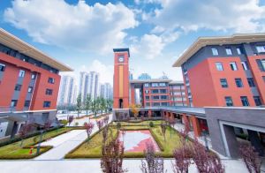 2024年广汉中学招生简章情况介绍_学校好不好