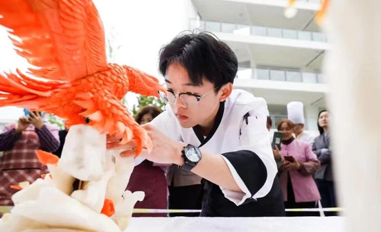 四川商务职业学院