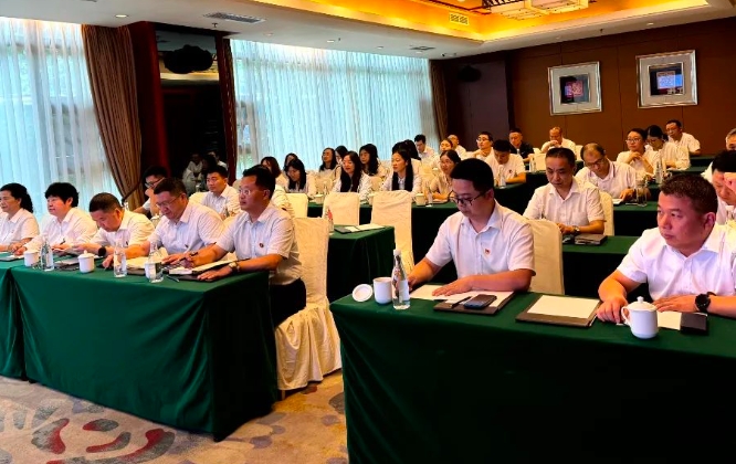 成都冠城实验学校