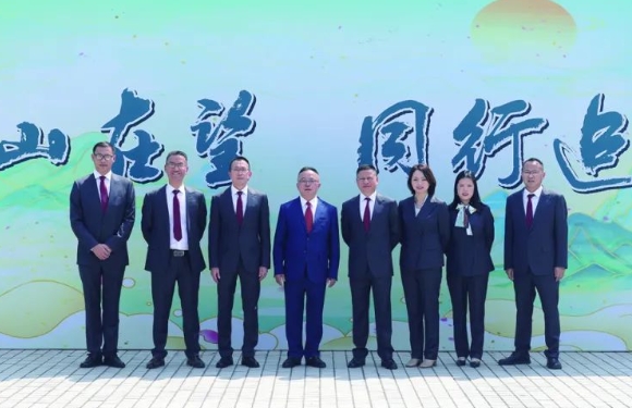 成都棠湖外国语学校
