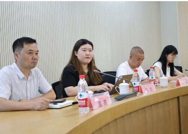 成都市青白江区为明学校