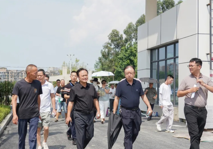 德阳科贸职业学院