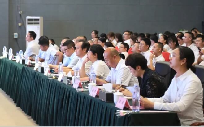 德阳科贸职业学院