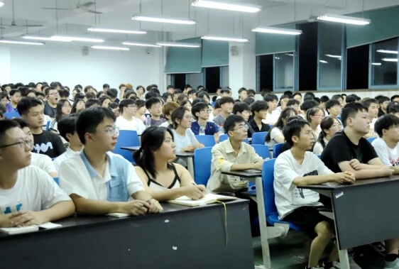 四川现代职业学院