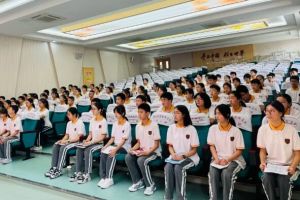 2025年眉山东辰学校收费多少_收费介绍