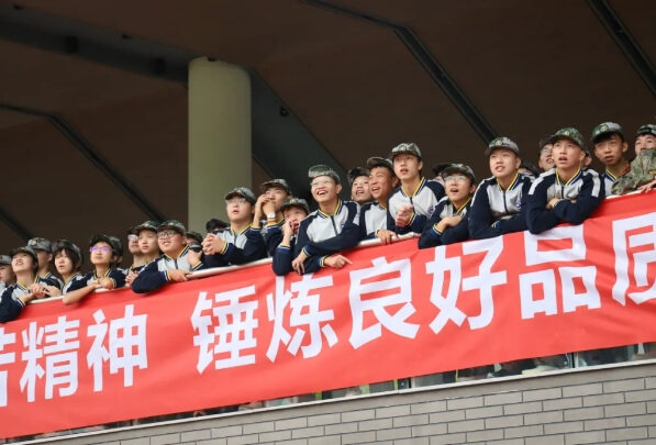 都江堰市领川实验学校