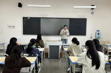 自贡旅游职高