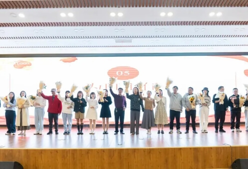 四川省服装艺术学校