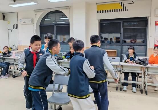 成都市金牛区协同外语学校