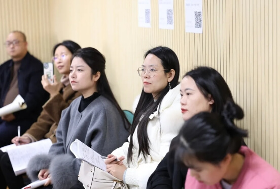 成都市温江区嘉祥外国语学校