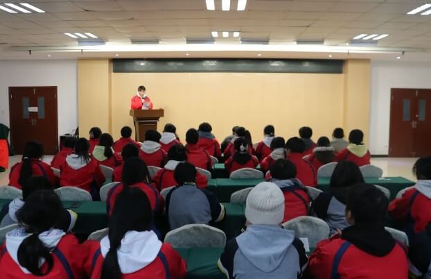 四川托普计算机职业学校