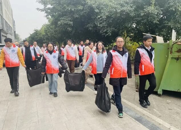德阳科贸职业学院