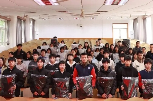 四川省轻化工程学校