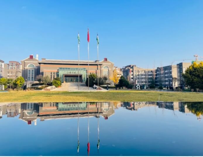 西昌天立国际学校